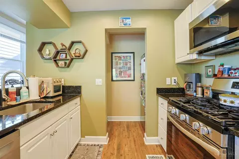 Kitchen - 982 Hatch St, Cincinnati, OH 45208 photo 1 of 3