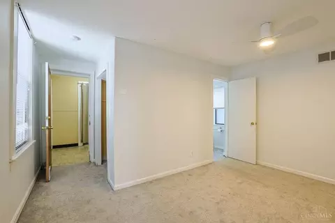 Bedroom - 982 Hatch St, Cincinnati, OH 45208 photo 6 of 7