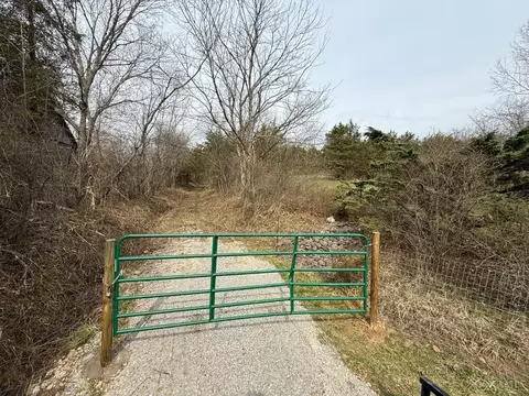 4051 St Rt 41, Manchester, OH 45144