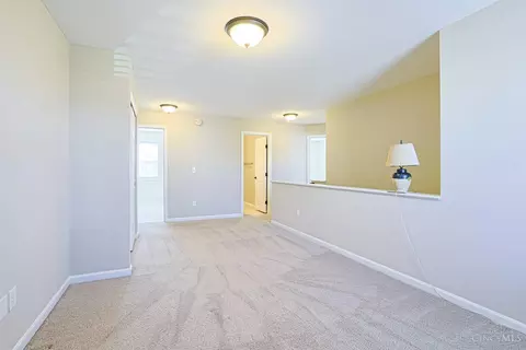 Entry Way - 1117 Stableview Cir, Hamilton Township, OH 45039 photo 3 of 3