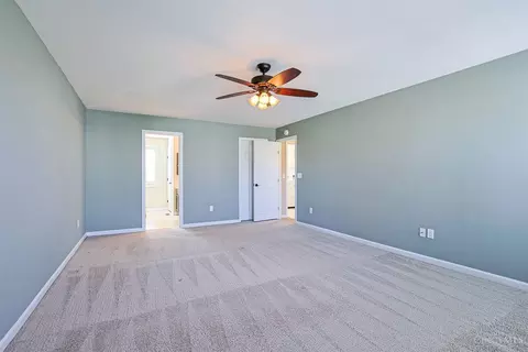 Bedroom - 1117 Stableview Cir, Hamilton Township, OH 45039 photo 2 of 8