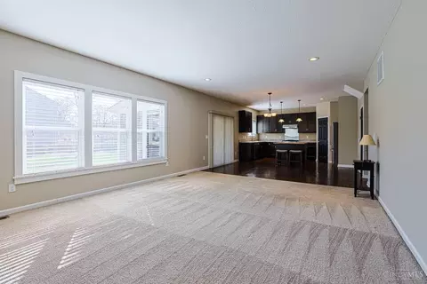 Living - 1117 Stableview Cir, Hamilton Township, OH 45039 photo 1 of 3