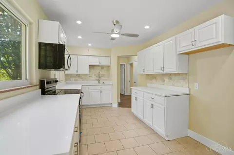 10060 Ronnie Rd, Woodlawn, OH 45215 photo 14