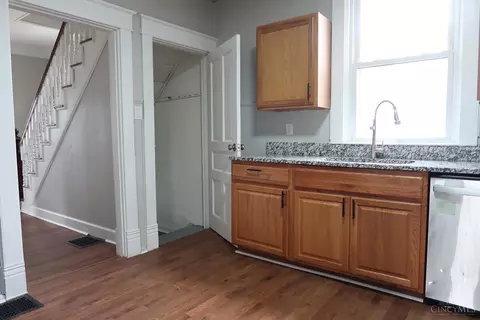 Kitchen - 6916 Noble Ave, Cincinnati, OH 45239 photo 1 of 4