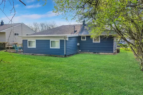Exterior - 8881 Ebro Ct, Cincinnati, OH 45231 photo 3 of 7