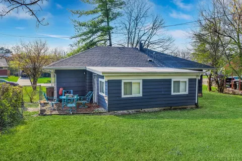 Exterior - 8881 Ebro Ct, Cincinnati, OH 45231 photo 7 of 7