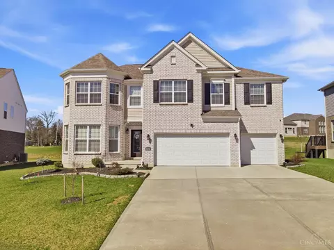 8156 Moonstone Dr, West Chester, OH 45241