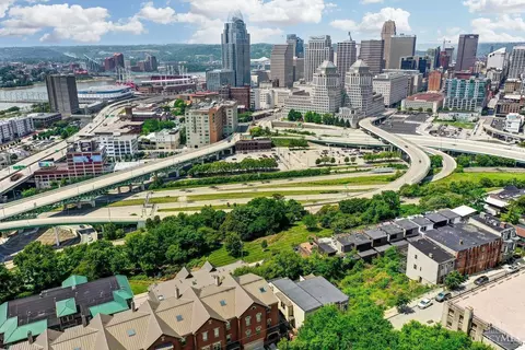 375 Oregon St, Cincinnati, OH 45202