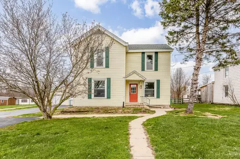 656 Main St, Blanchester, OH 45107