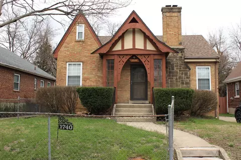 1740 Garden Ln, Cincinnati, OH 45237