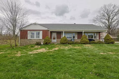 656 Plane St, Bethel, OH 45106