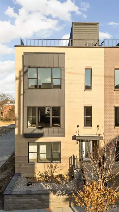 3012 Woodburn Ave, Cincinnati, OH 45206