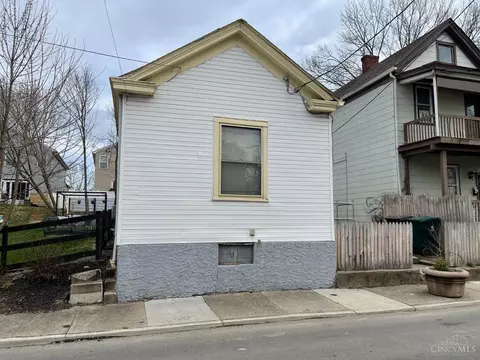 3046 Obryon St, Cincinnati, OH 45208