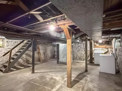 Other - 1606 Brewster Ave, Cincinnati, OH 45207 photo 3 of 11