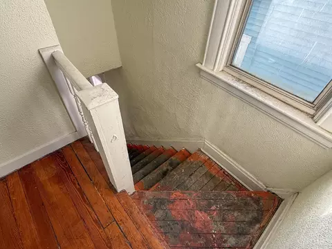 Entry Way - 1606 Brewster Ave, Cincinnati, OH 45207 photo 4 of 7