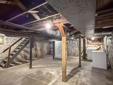 Other - 1606 Brewster Ave, Cincinnati, OH 45207 photo 4 of 11