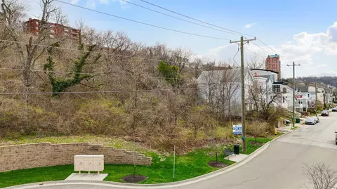 3096 Walworth Ave, Cincinnati, OH 45226