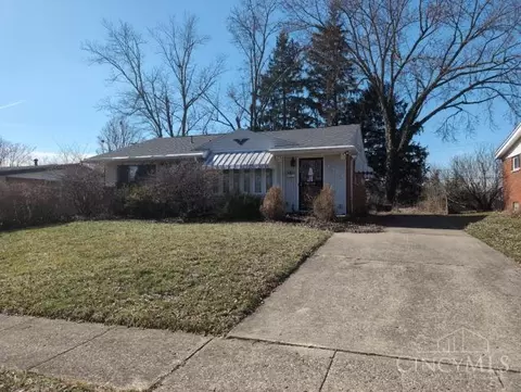 3313 Braddock St, Kettering, OH 45420