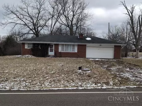 7074 Farmington Rd, Miamisburg, OH 45342