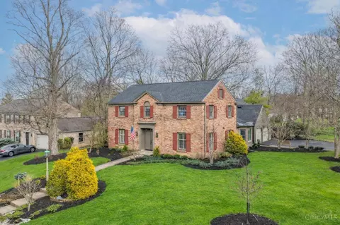 6604 Madeira Hills Dr, Madeira, OH 45243