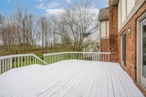 Exterior - 8917 Appleseed Dr, Cincinnati, OH 45249 photo 11 of 19