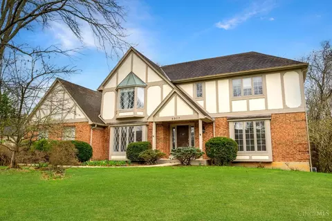 8917 Appleseed Dr, Cincinnati, OH 45249