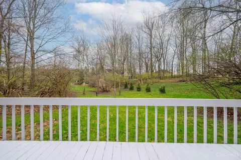 Exterior - 8917 Appleseed Dr, Cincinnati, OH 45249 photo 12 of 19