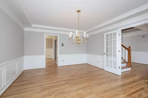 Dining - 8917 Appleseed Dr, Cincinnati, OH 45249 photo 4 of 5