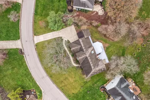 View/Area - 8917 Appleseed Dr, Cincinnati, OH 45249 photo 1 of 2
