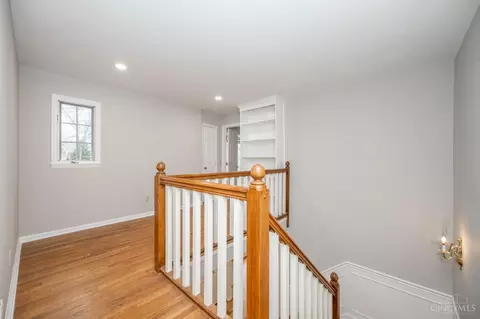 Entry Way - 8917 Appleseed Dr, Cincinnati, OH 45249 photo 5 of 5