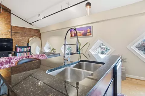 Kitchen - 1202 Main St, Cincinnati, OH 45202 photo 8 of 8