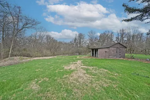 Exterior - 3892 Michael Dr, Cincinnati, OH 45255 photo 4 of 6