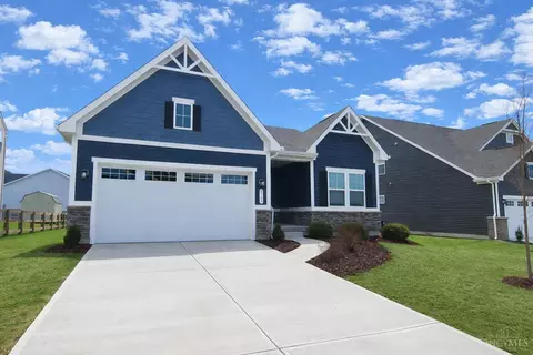 1583 Clearbrook Ln, Amelia, OH 45102