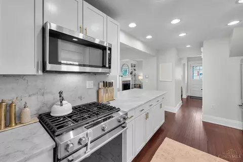 Kitchen - 3330 Monteith Ave, Cincinnati, OH 45208 photo 2 of 3