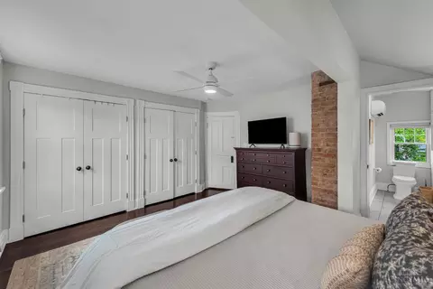 Bedroom - 3330 Monteith Ave, Cincinnati, OH 45208 photo 5 of 10