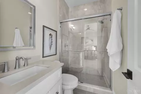 Bath - 211 Coldstream Club Dr, Cincinnati, OH 45255 photo 6 of 8