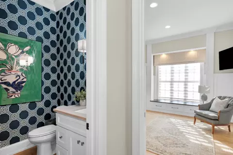 Entry Way - 211 Coldstream Club Dr, Cincinnati, OH 45255 photo 8 of 11