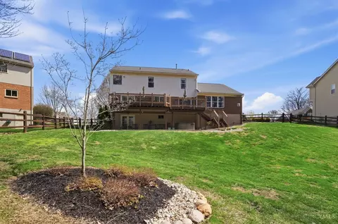 Exterior - 452 Windfern Forest Ln, Cincinnati, OH 45244 photo 5 of 20