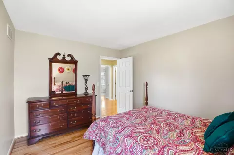Bedroom - 452 Windfern Forest Ln, Cincinnati, OH 45244 photo 7 of 7