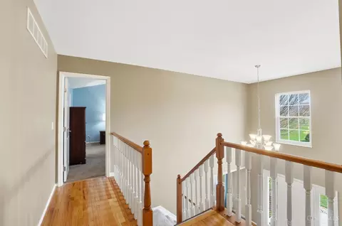 Entry Way - 452 Windfern Forest Ln, Cincinnati, OH 45244 photo 7 of 8