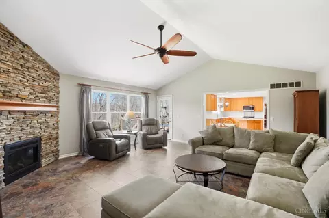 Living - 452 Windfern Forest Ln, Cincinnati, OH 45244 photo 2 of 6