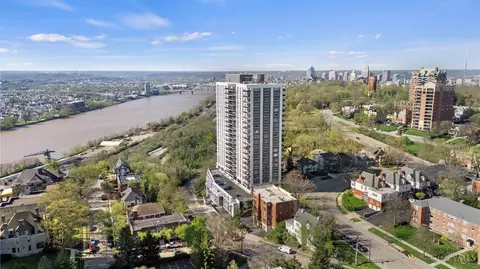 2200 Victory Pkwy, Cincinnati, OH 45206