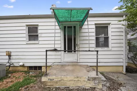 Exterior - 1778 Ashbrook Dr, Cincinnati, OH 45238 photo 3 of 5