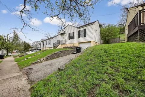 Exterior - 1778 Ashbrook Dr, Cincinnati, OH 45238 photo 2 of 5