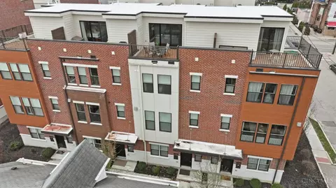 2711 Hyde Park Ave, Cincinnati, OH 45209