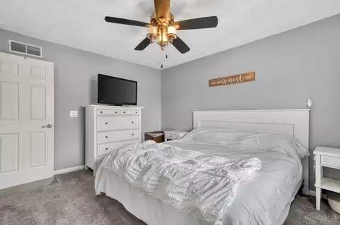 Bedroom - 693 Redwood Ct, Cincinnati, OH 45244 photo 4 of 5