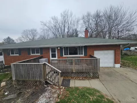 860 Sarbrook Dr, Cincinnati, OH 45231