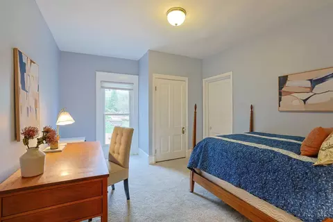 Bedroom - 416 Torrence Ct, Cincinnati, OH 45202 photo 4 of 4