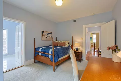 Bedroom - 416 Torrence Ct, Cincinnati, OH 45202 photo 3 of 4