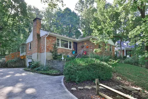 1012 Mary Ln, Wyoming, OH 45215